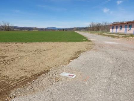 OBNAVLJAMO NOGOMETNO IGRIŠČE, ZAČASNO SMO UREDILI TEKAŠKO STEZO 1